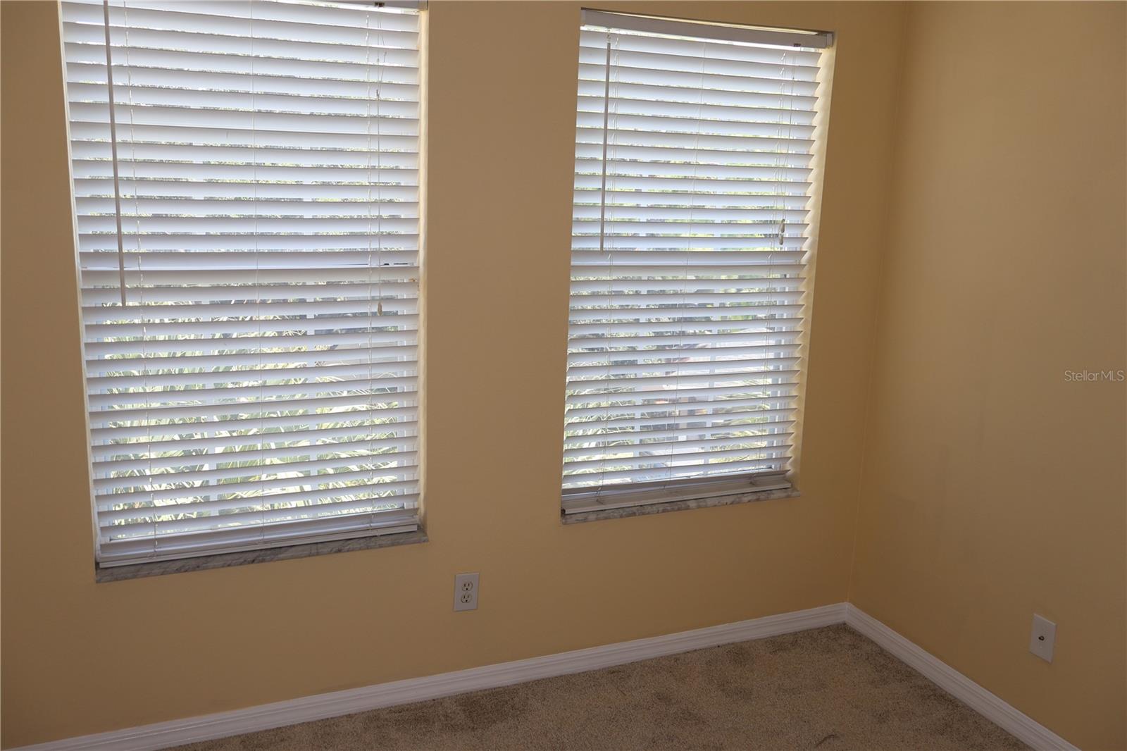 3019 POINTEVIEW DR — photo 35