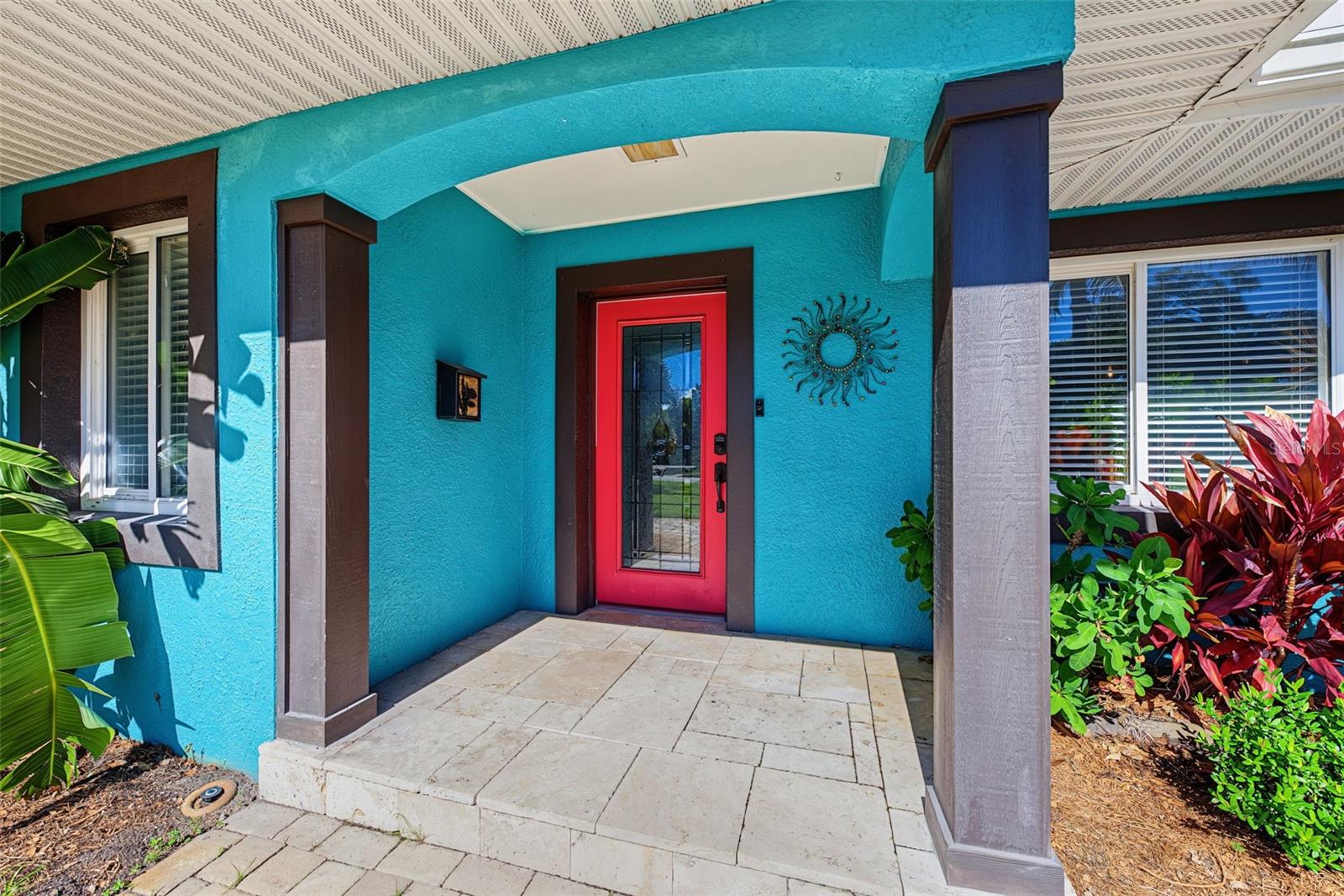 1616 INDIAN ROCKS RD — photo 3