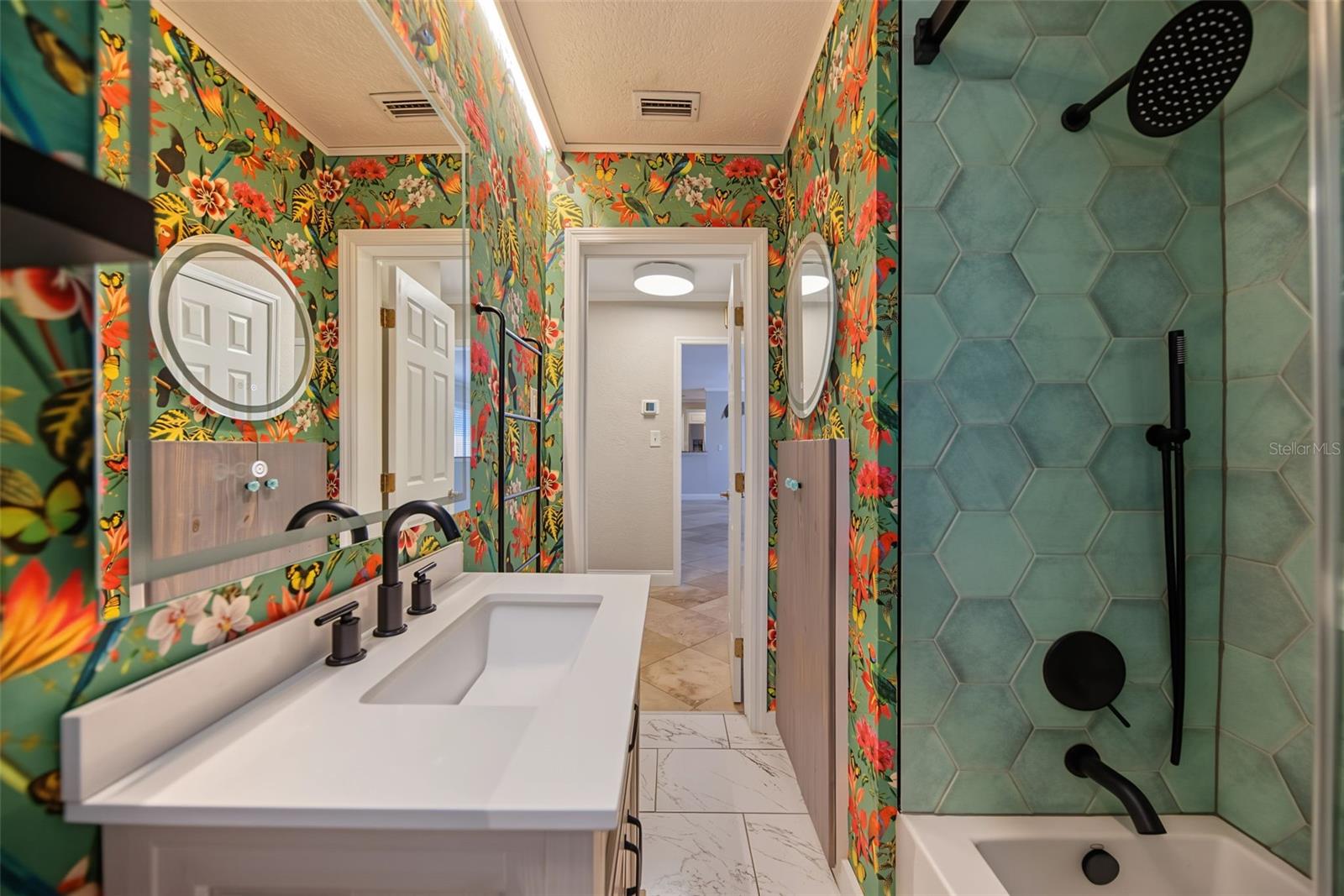 1616 INDIAN ROCKS RD — photo 12
