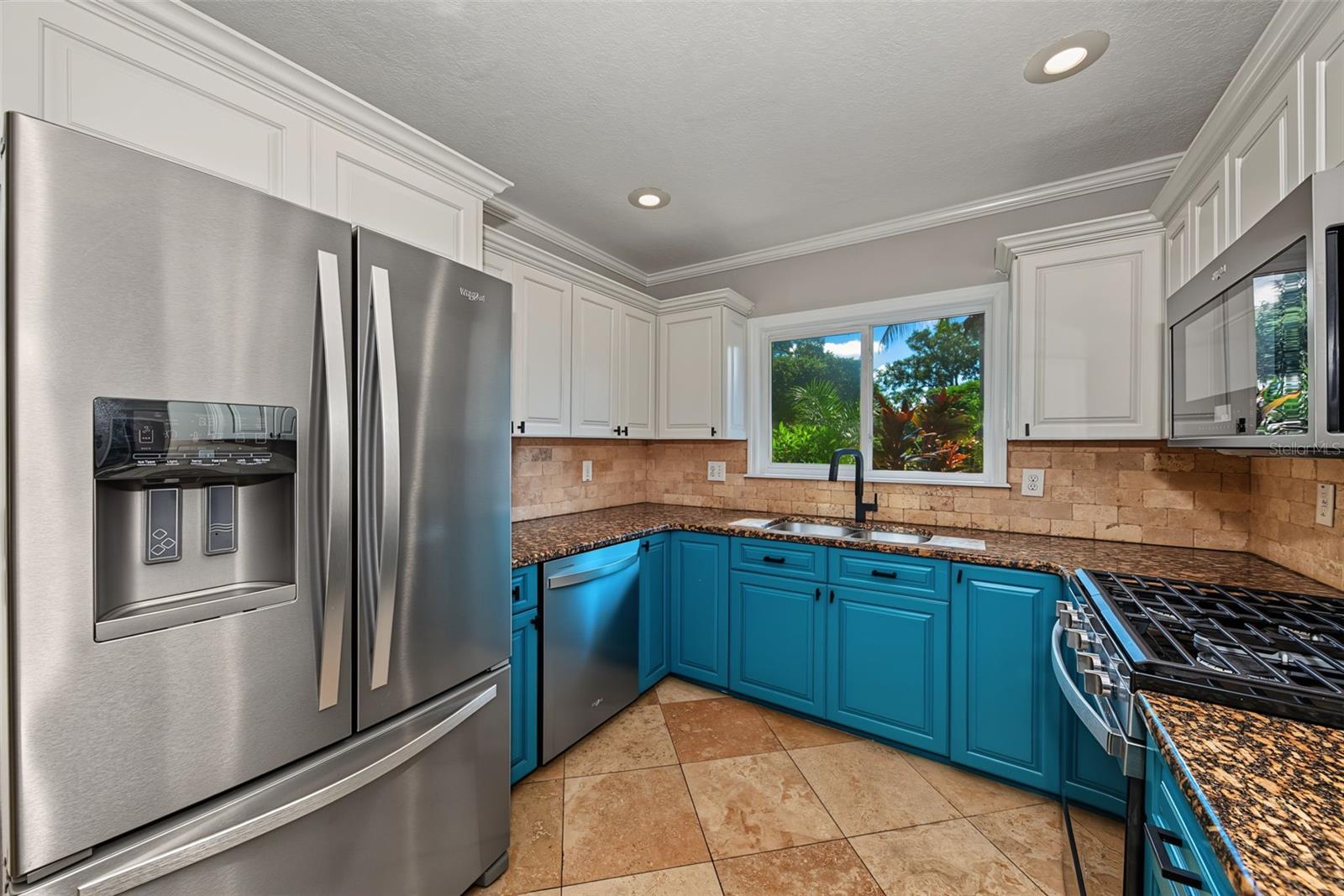 1616 INDIAN ROCKS RD — photo 19