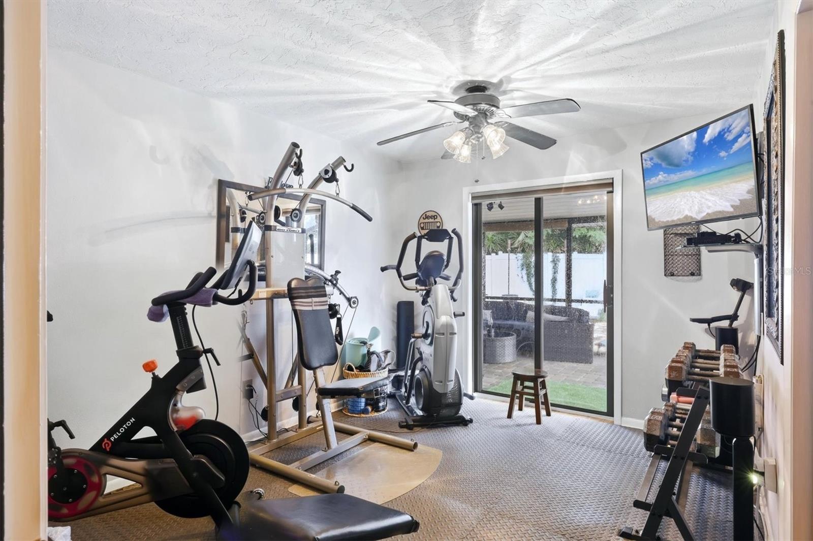 624 SAINT ANDREWS DR — photo 29