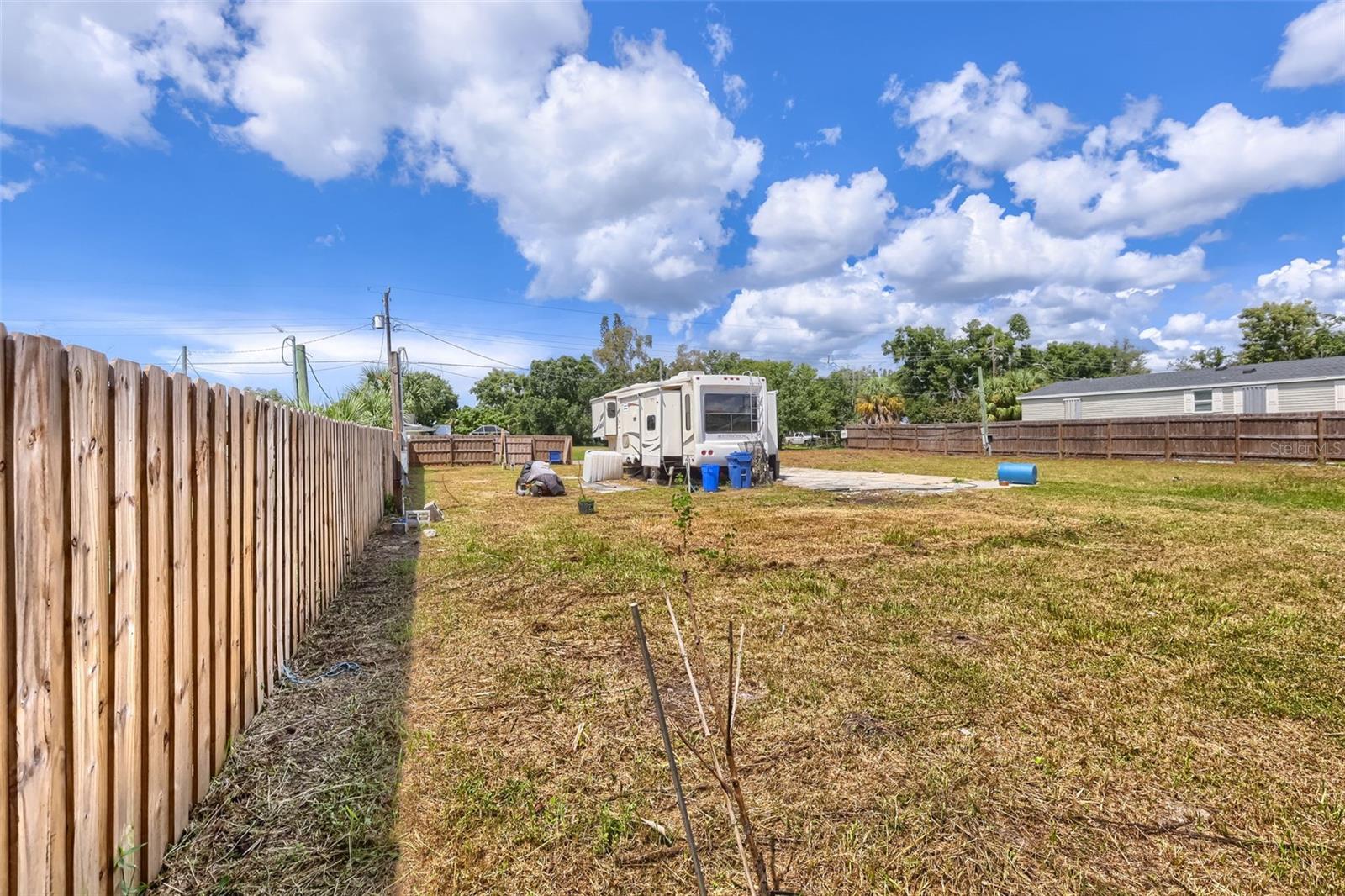 4929 VICTORIA AVE — photo 11