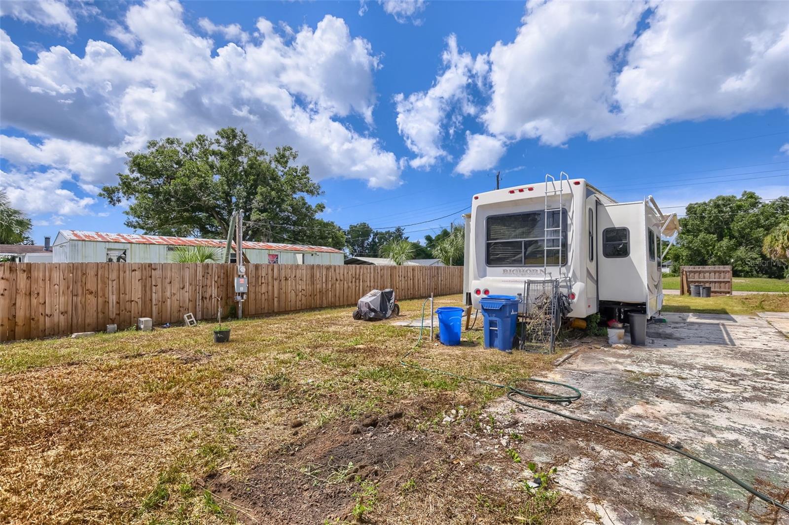 4929 VICTORIA AVE — photo 13