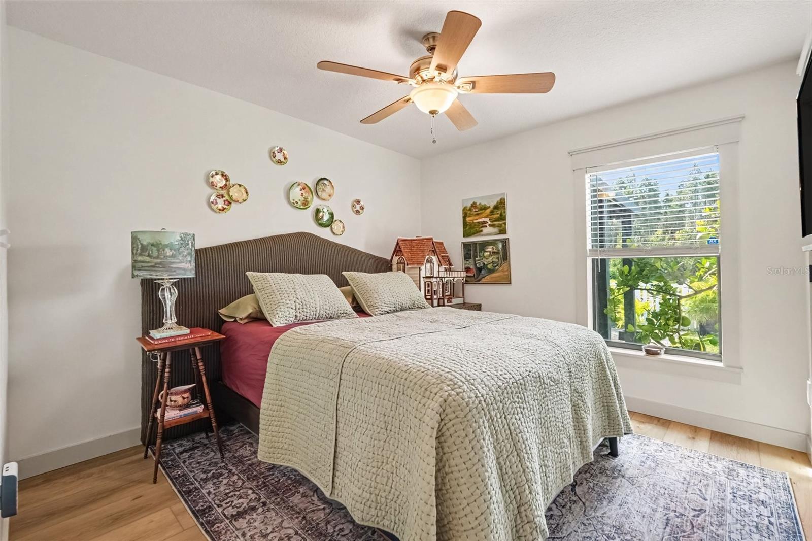 11915 WINTERSET COVE DR — photo 20