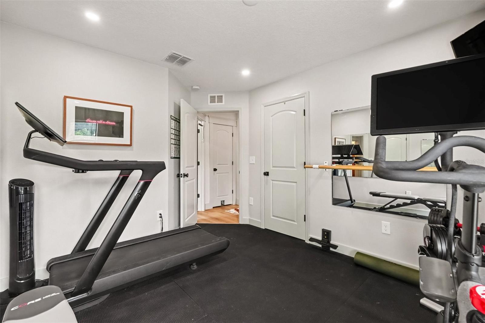 11915 WINTERSET COVE DR — photo 23