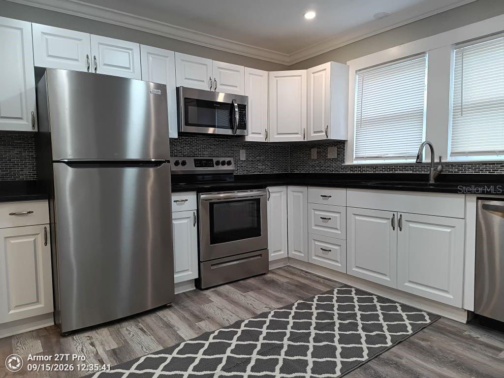 504 4TH AVE E — photo 14