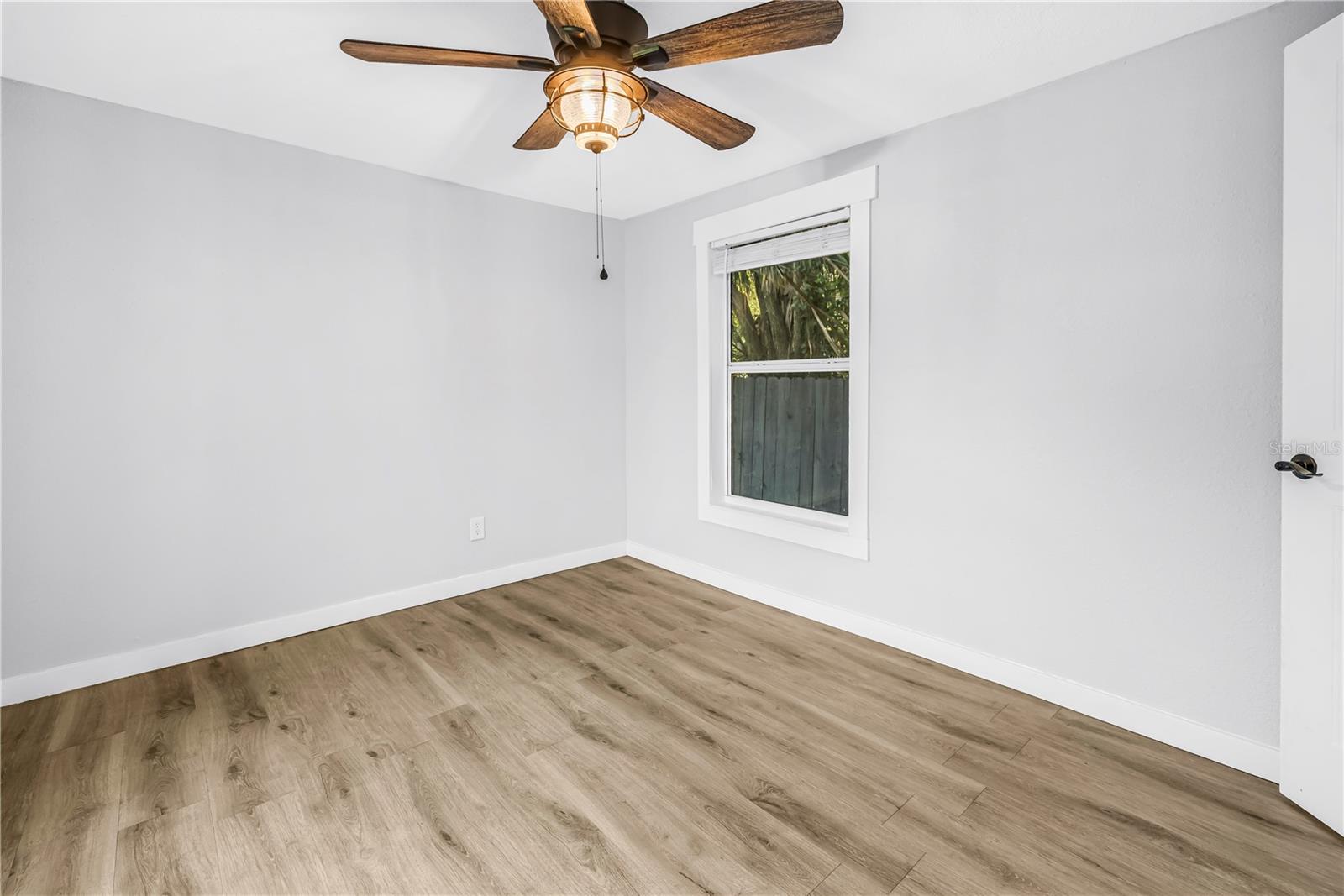 8911 SWAINE RD — photo 14
