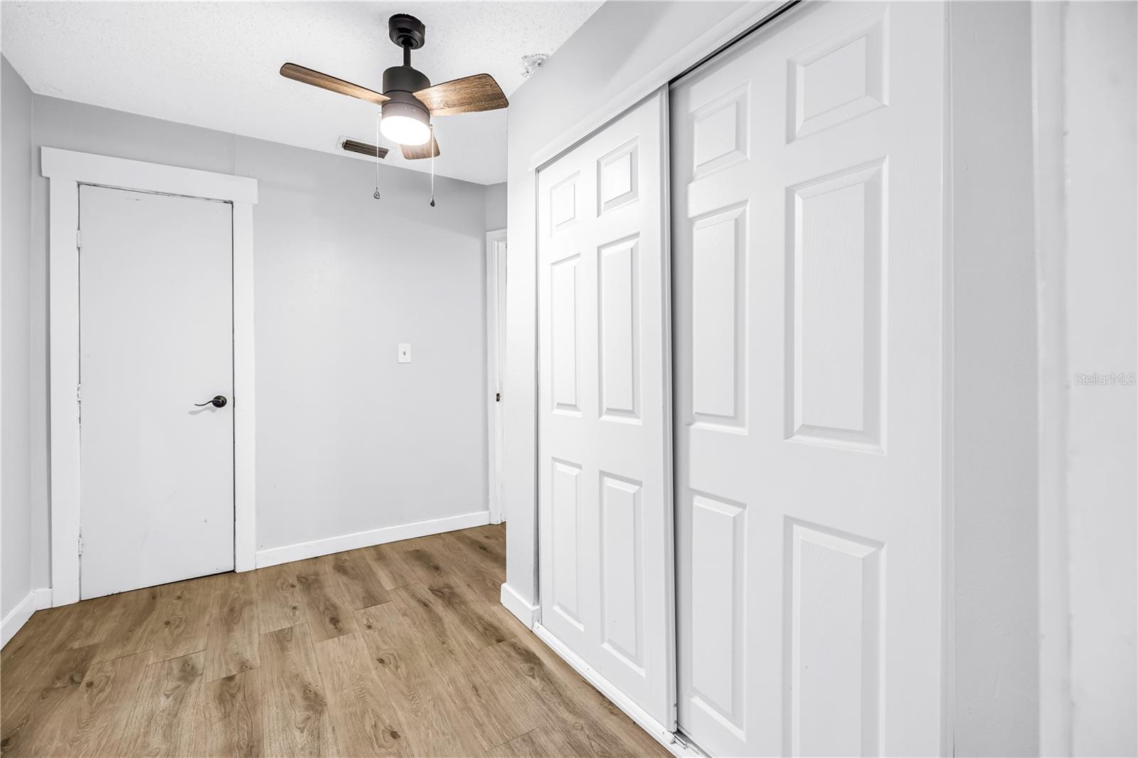 8911 SWAINE RD — photo 16