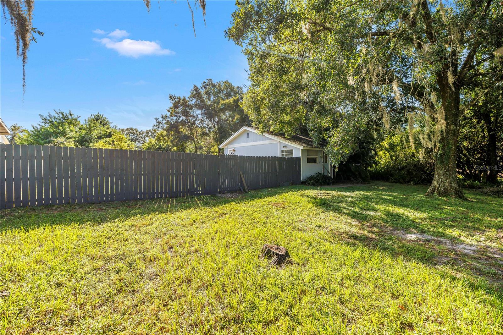 8911 SWAINE RD — photo 20