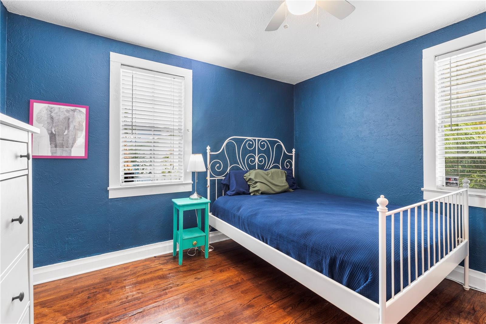 919 W WOODLAWN AVE — photo 24