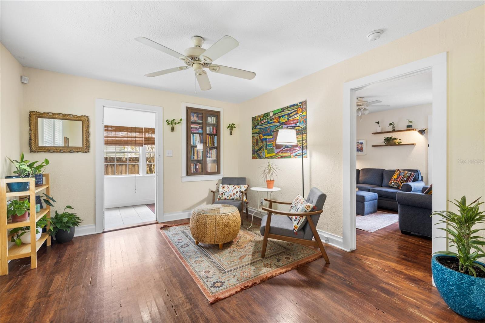 919 W WOODLAWN AVE — photo 6