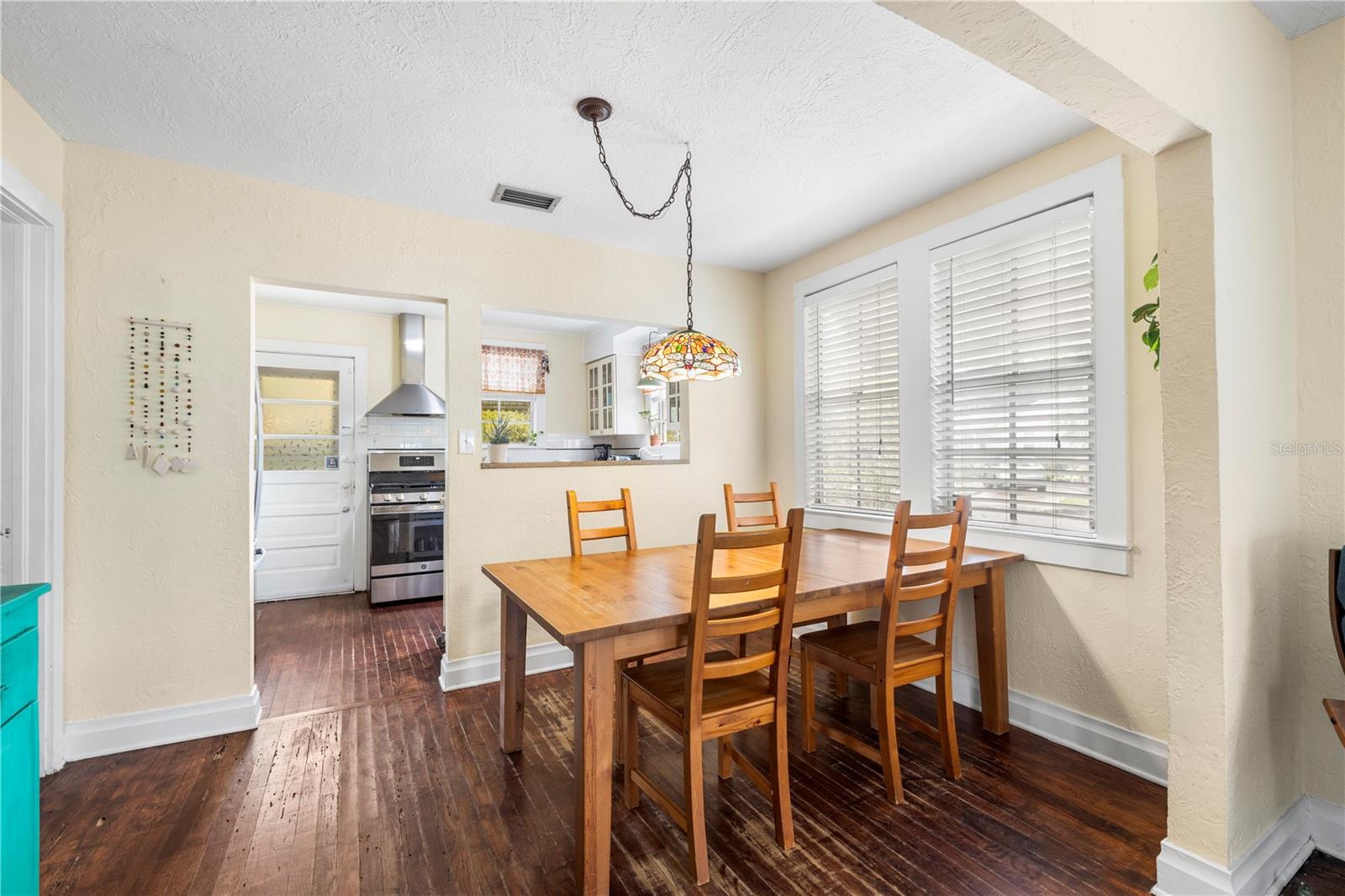 919 W WOODLAWN AVE — photo 10