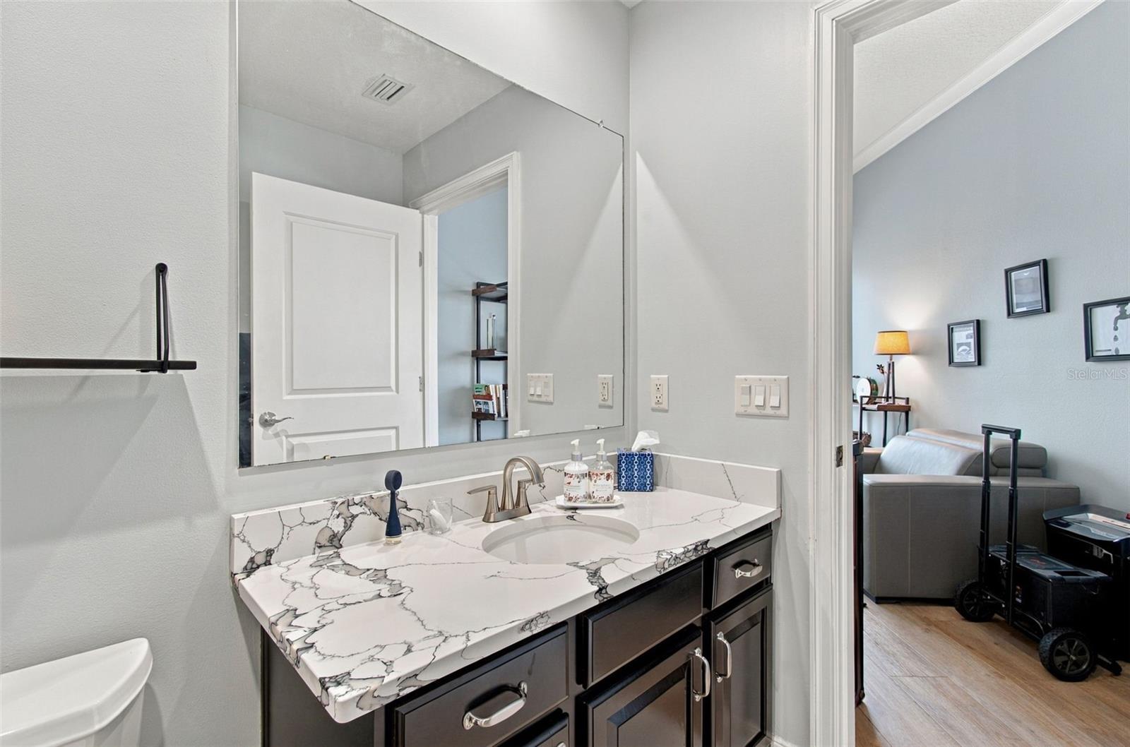 1209 E CUMBERLAND AVE #504 — photo 36