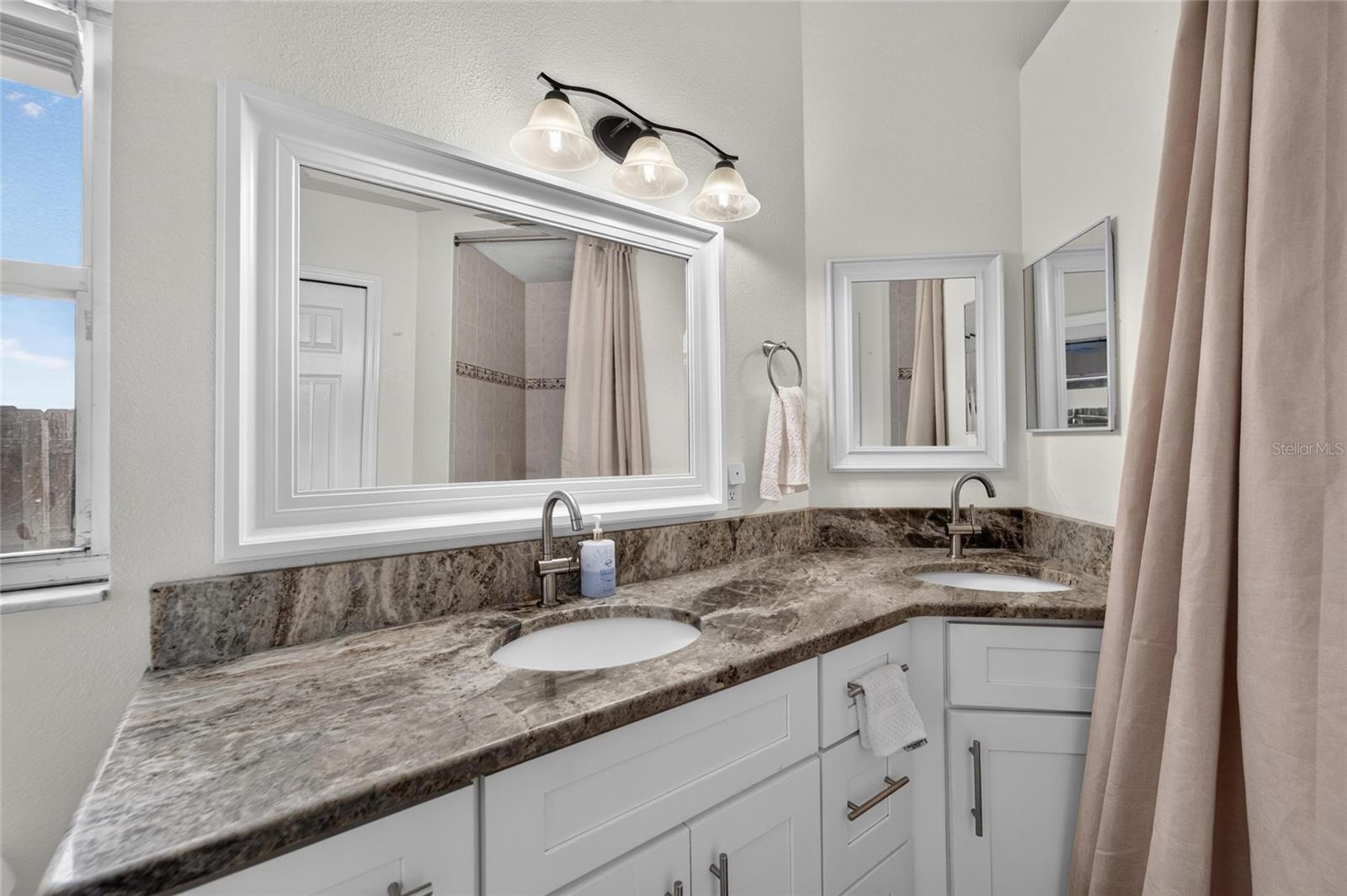 8240 NATIONAL DR — photo 22