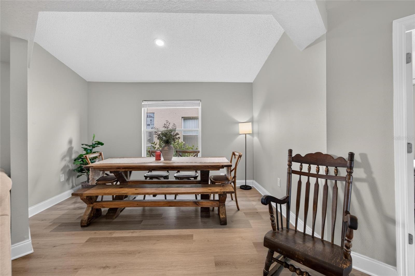 8240 NATIONAL DR — photo 29