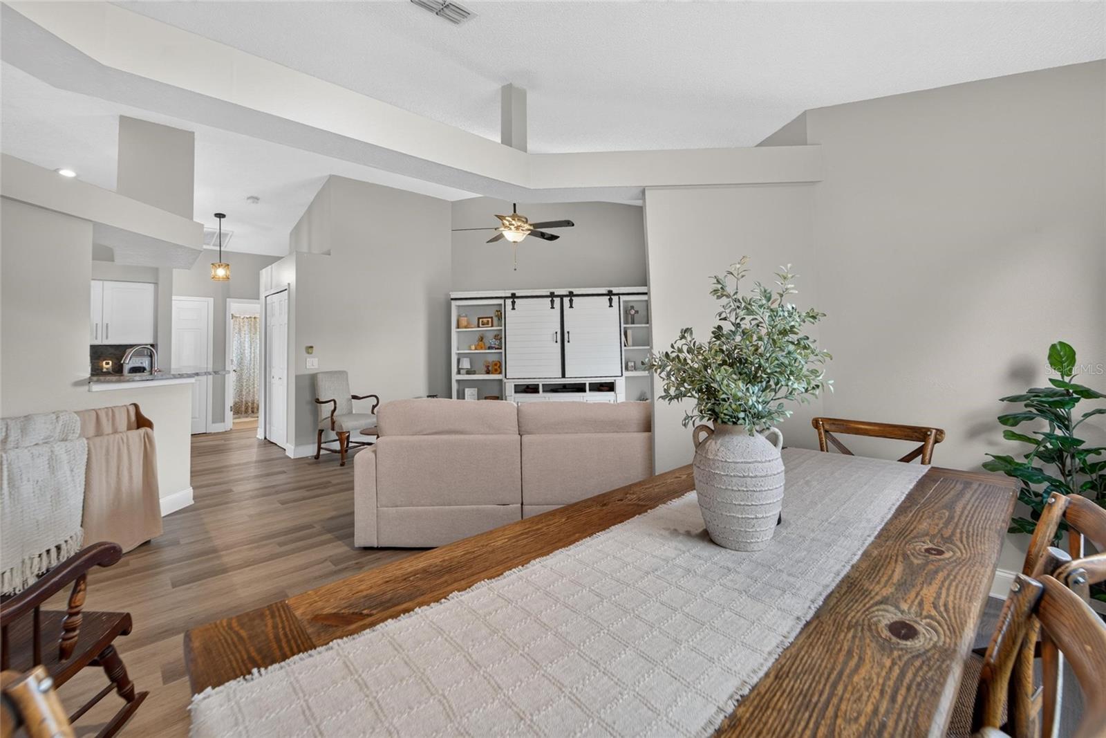 8240 NATIONAL DR — photo 31