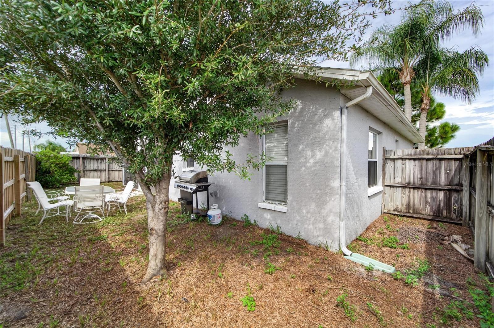 8240 NATIONAL DR — photo 57