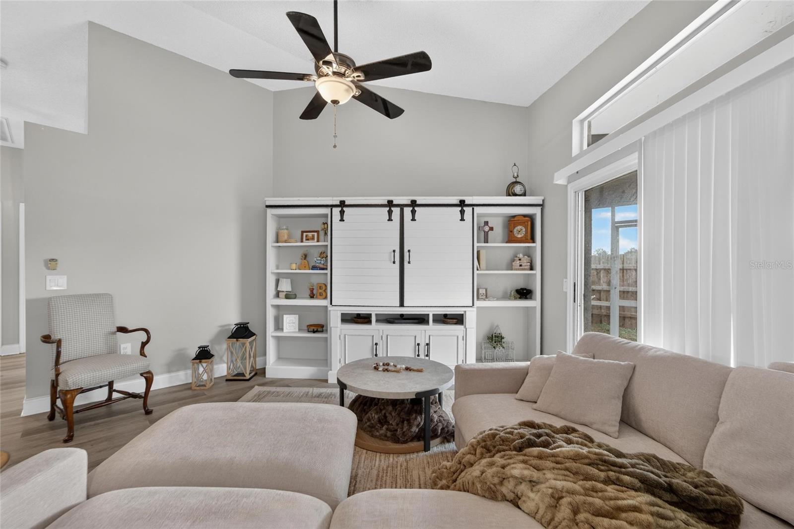 8240 NATIONAL DR — photo 35