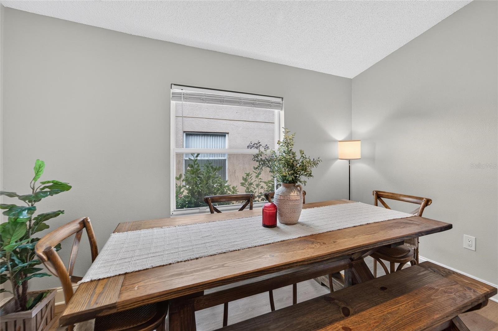 8240 NATIONAL DR — photo 30