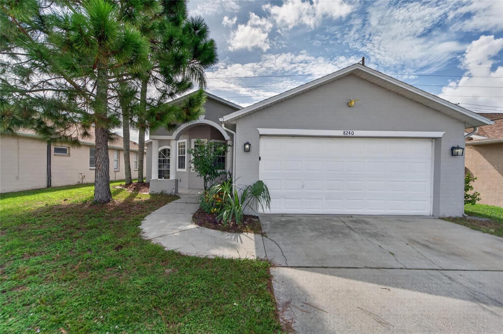 8240 NATIONAL DR — photo 5