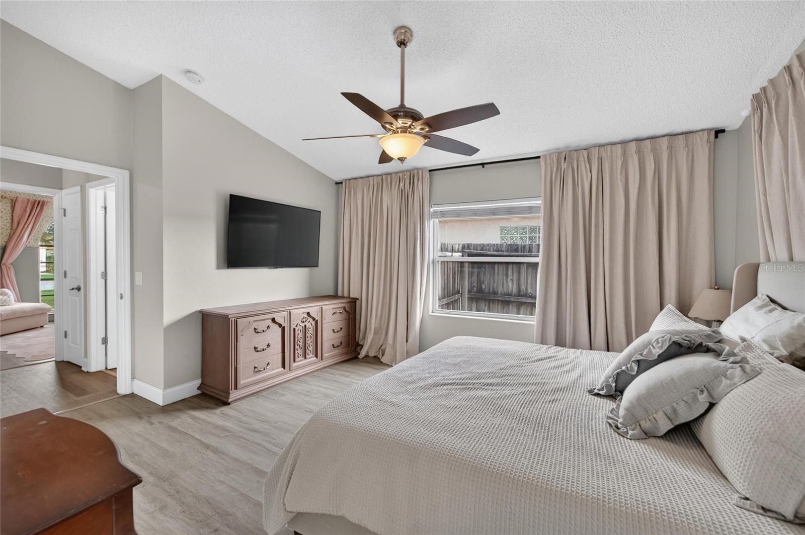 8240 NATIONAL DR — photo 46