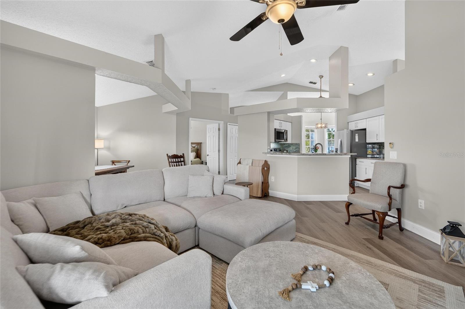 8240 NATIONAL DR — photo 34