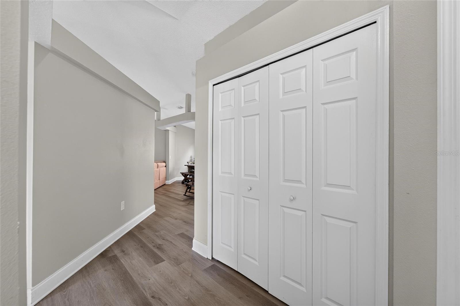 8240 NATIONAL DR — photo 27