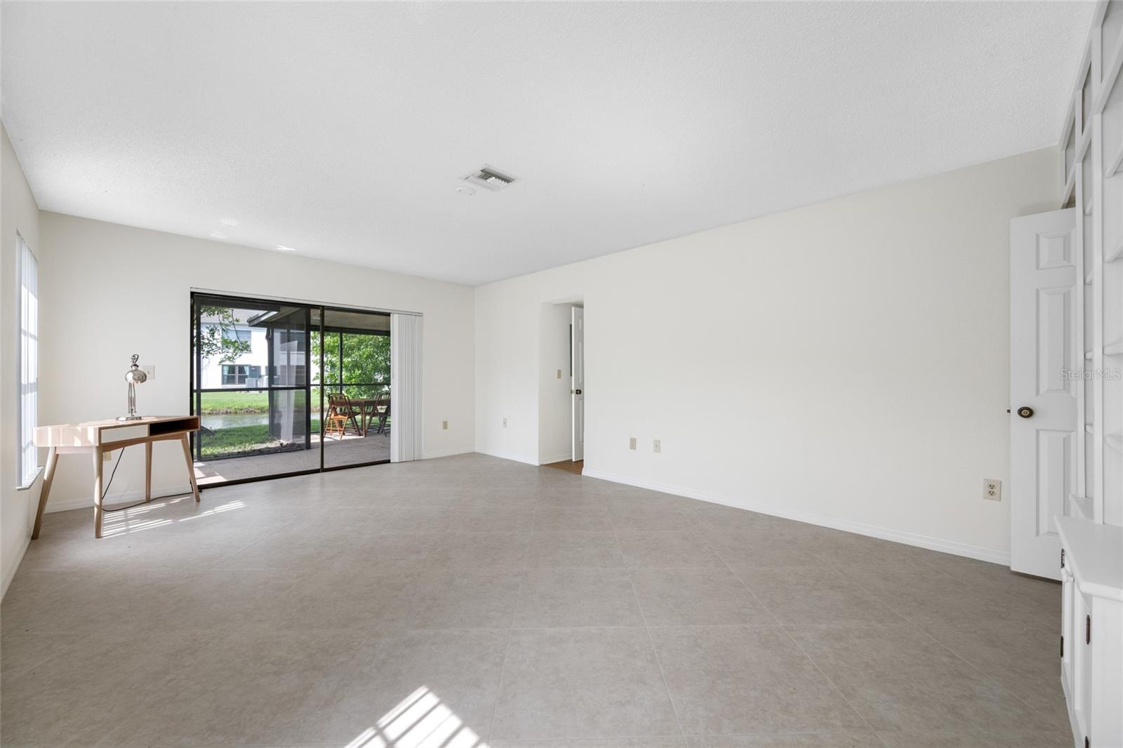 2467 KINGFISHER LN #101H — photo 16