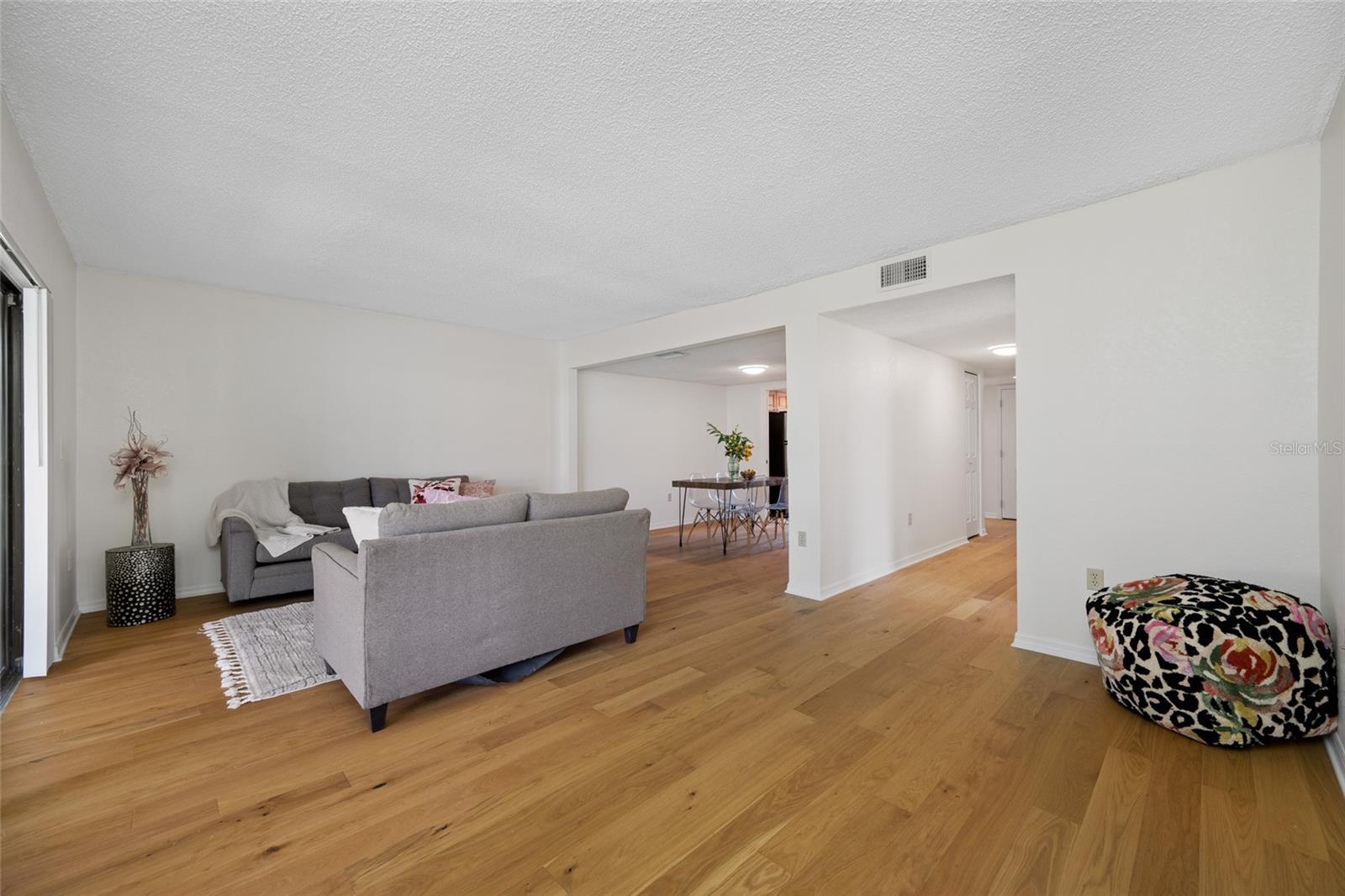 2467 KINGFISHER LN #101H — photo 14