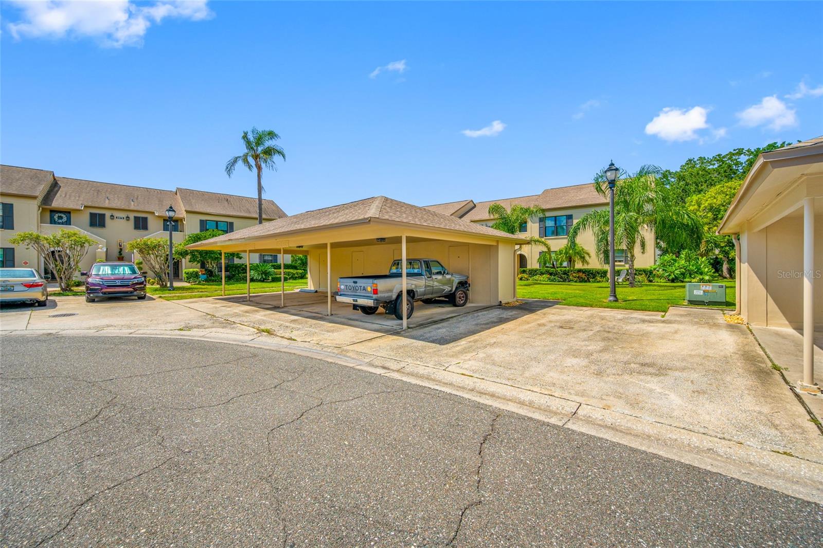 2467 KINGFISHER LN #101H — photo 50