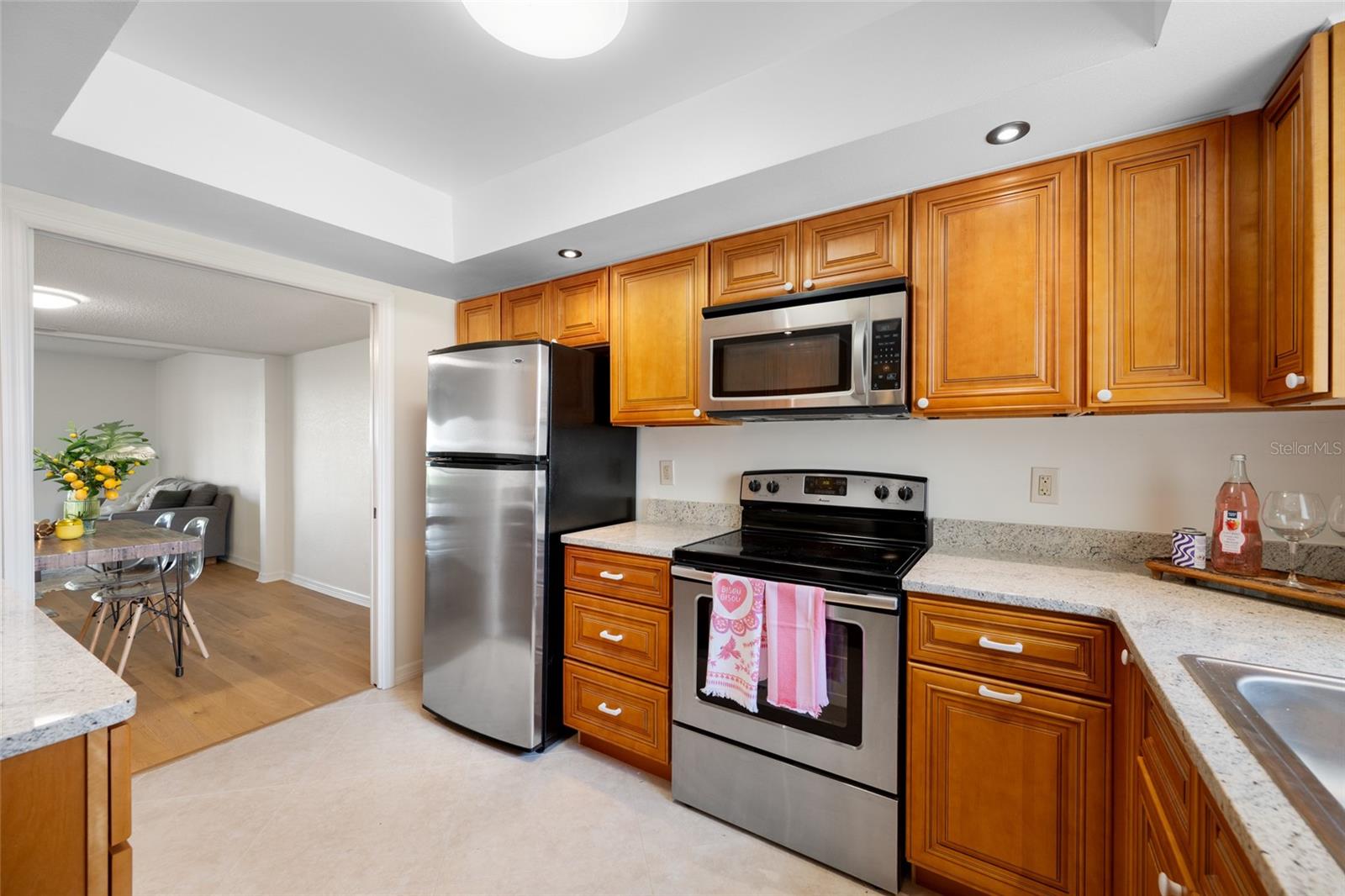 2467 KINGFISHER LN #101H — photo 6