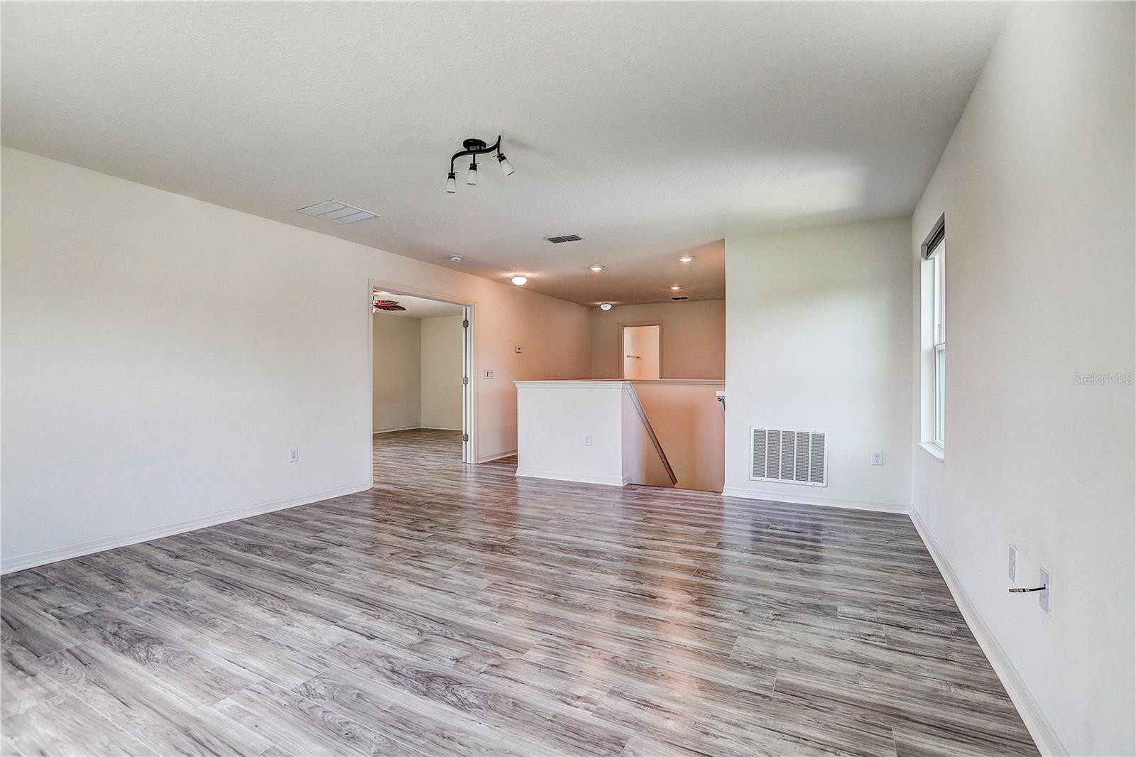 10502 MEDFORD LAKE DR — photo 19