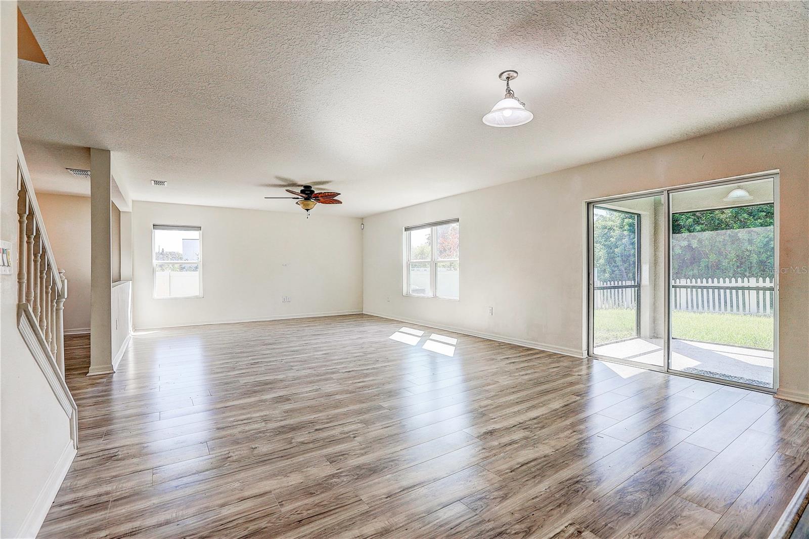 10502 MEDFORD LAKE DR — photo 15
