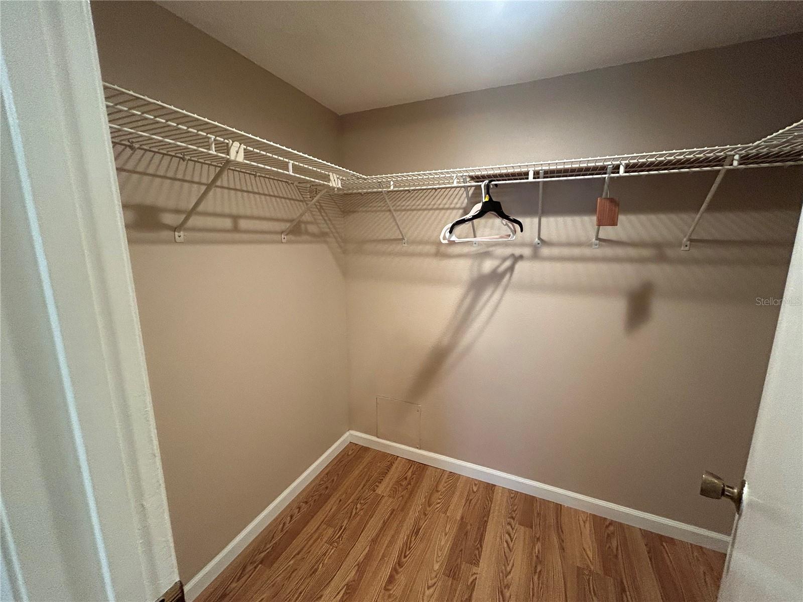 119 CYPRESS CT — photo 16