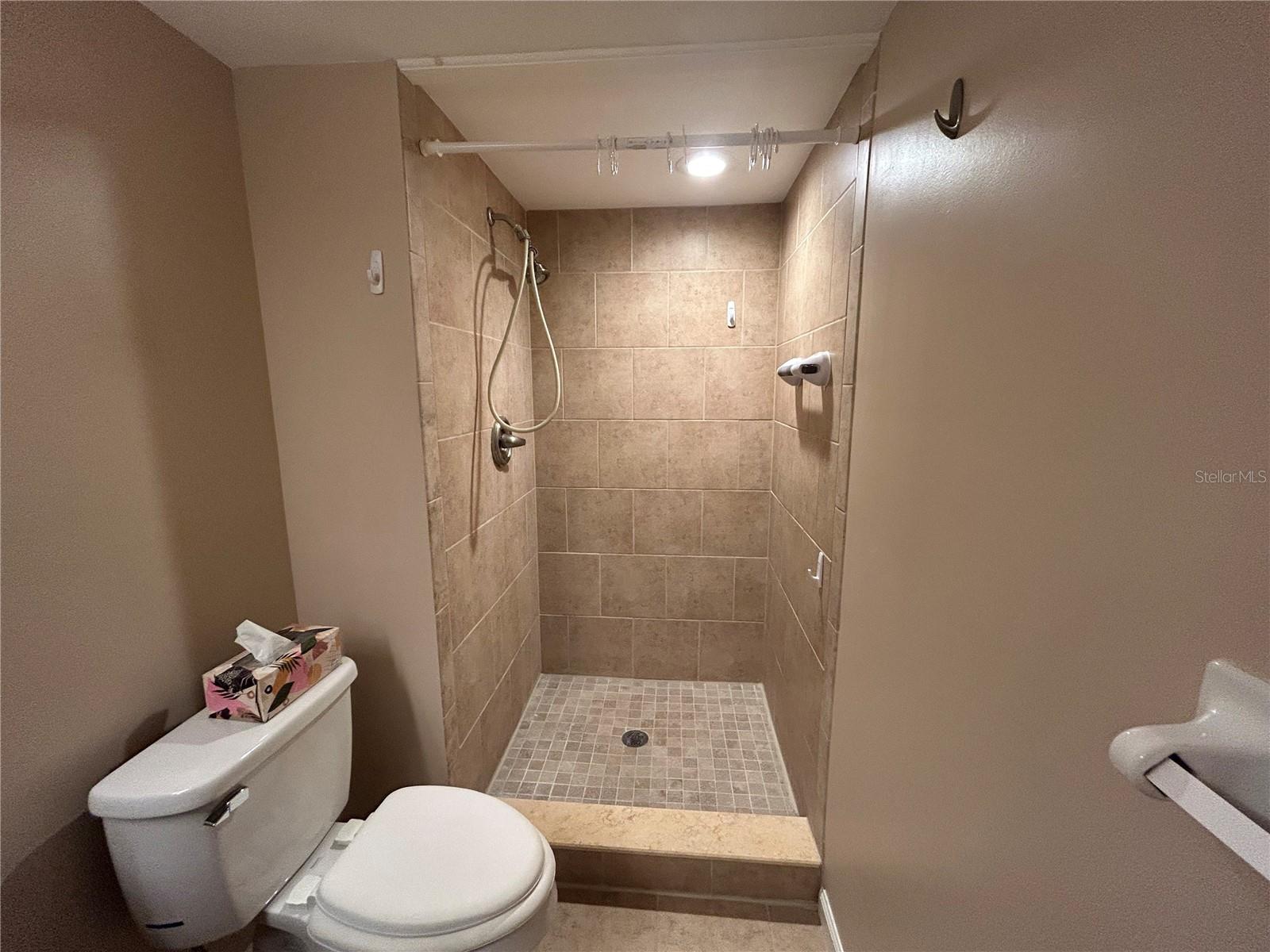 119 CYPRESS CT — photo 19