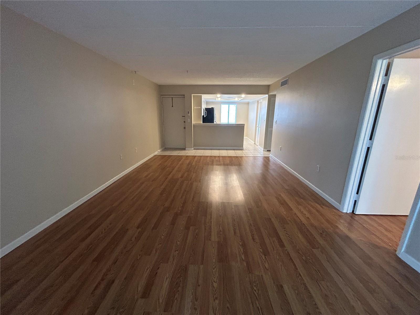 119 CYPRESS CT — photo 4