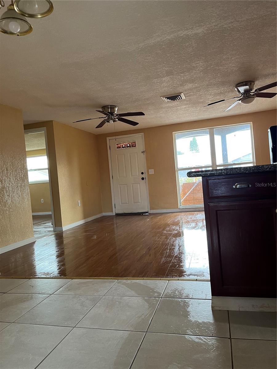 6903 MESA VERDE ST — photo 5