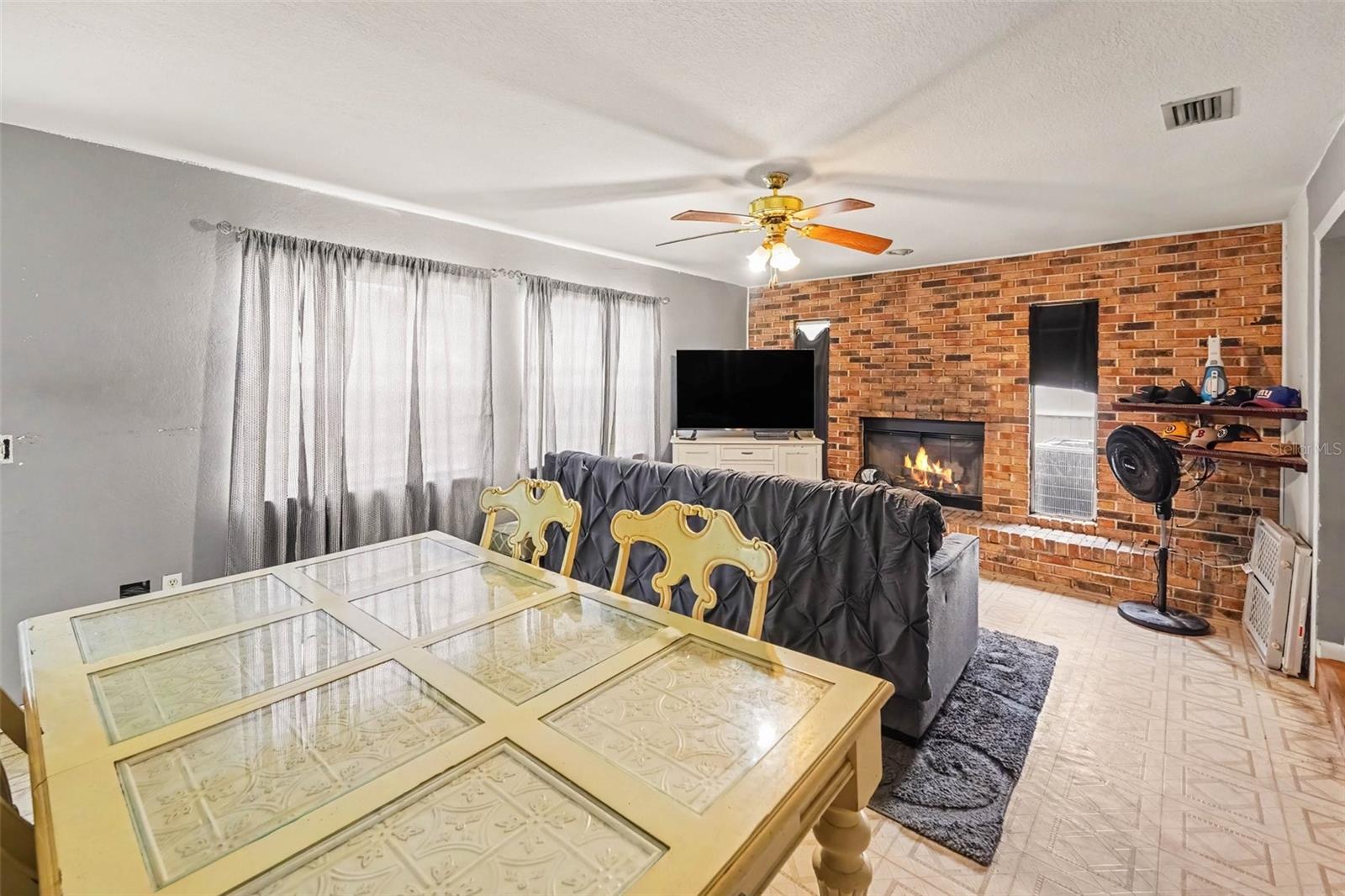 7991 ABERDEEN CIR — photo 3