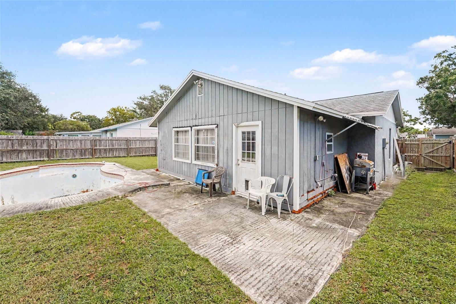7991 ABERDEEN CIR — photo 25