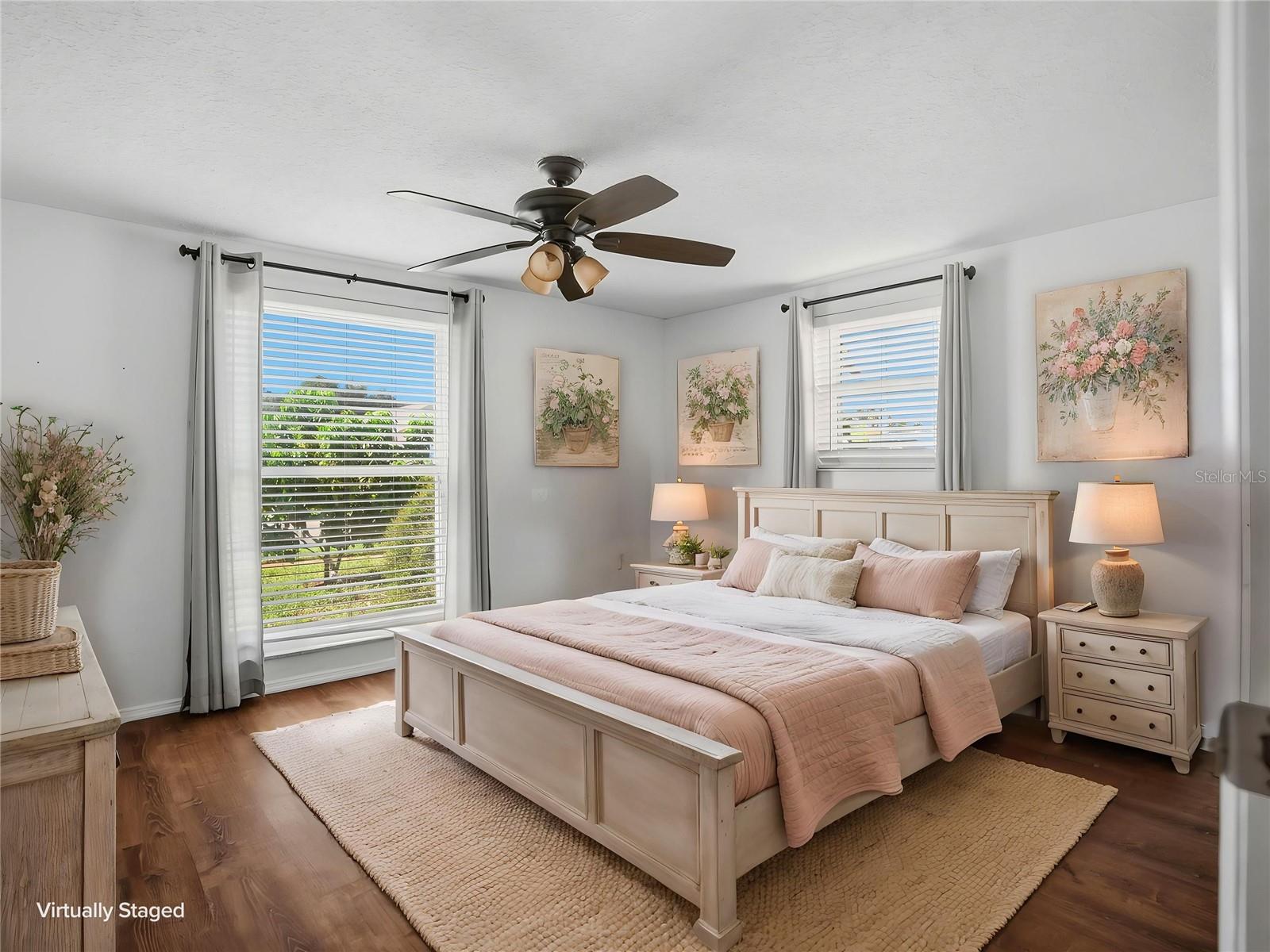 6743 LARCHMONT AVE — photo 19