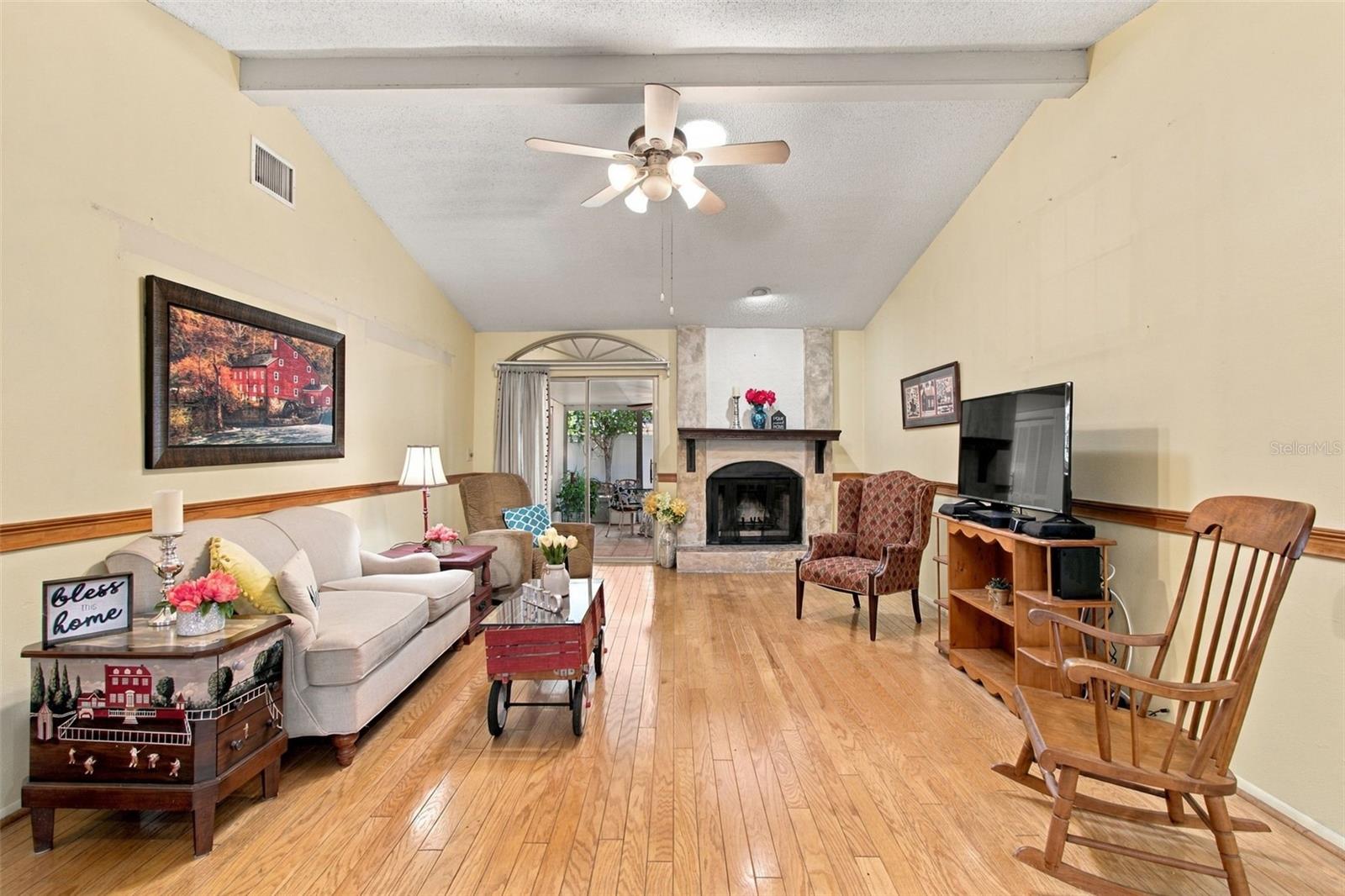 13020 LEVERINGTON ST — photo 10