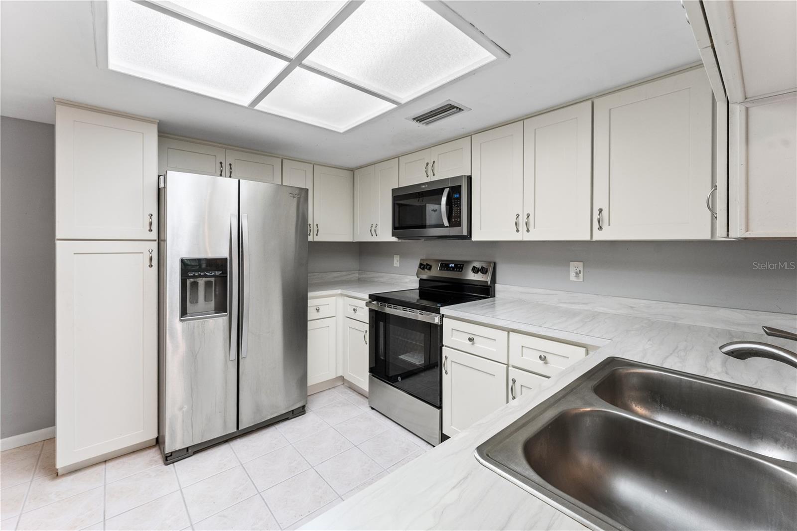 2689 SABAL SPRINGS CIR #102 — photo 8