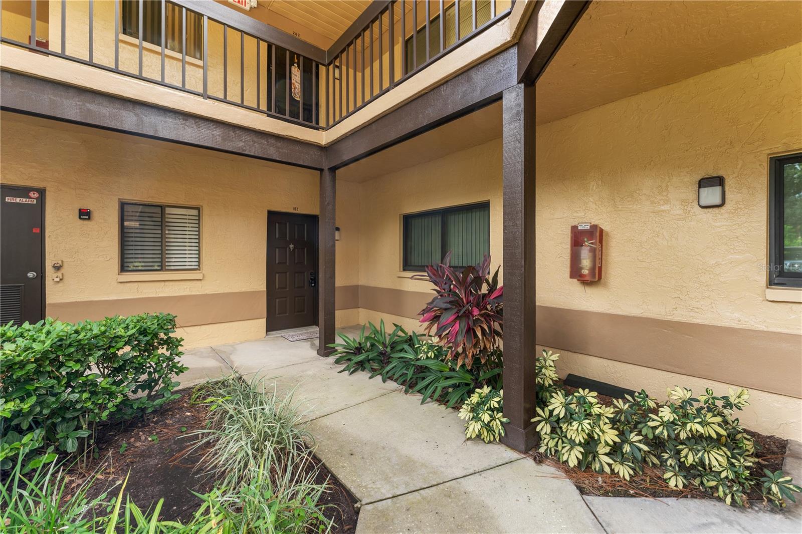2689 SABAL SPRINGS CIR #102 — photo 27