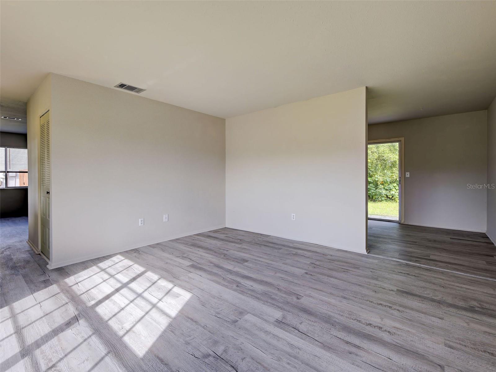 2635 SHENANDOAH ST — photo 13