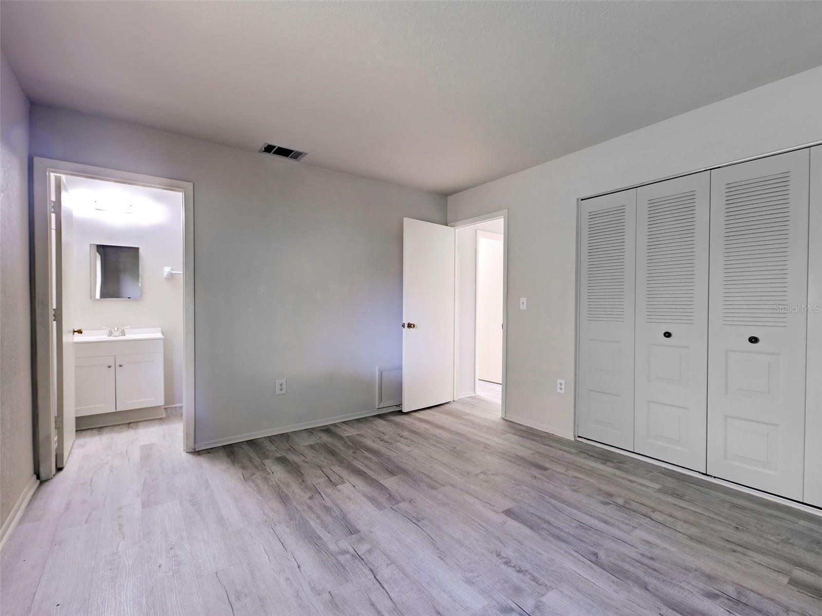 2635 SHENANDOAH ST — photo 12