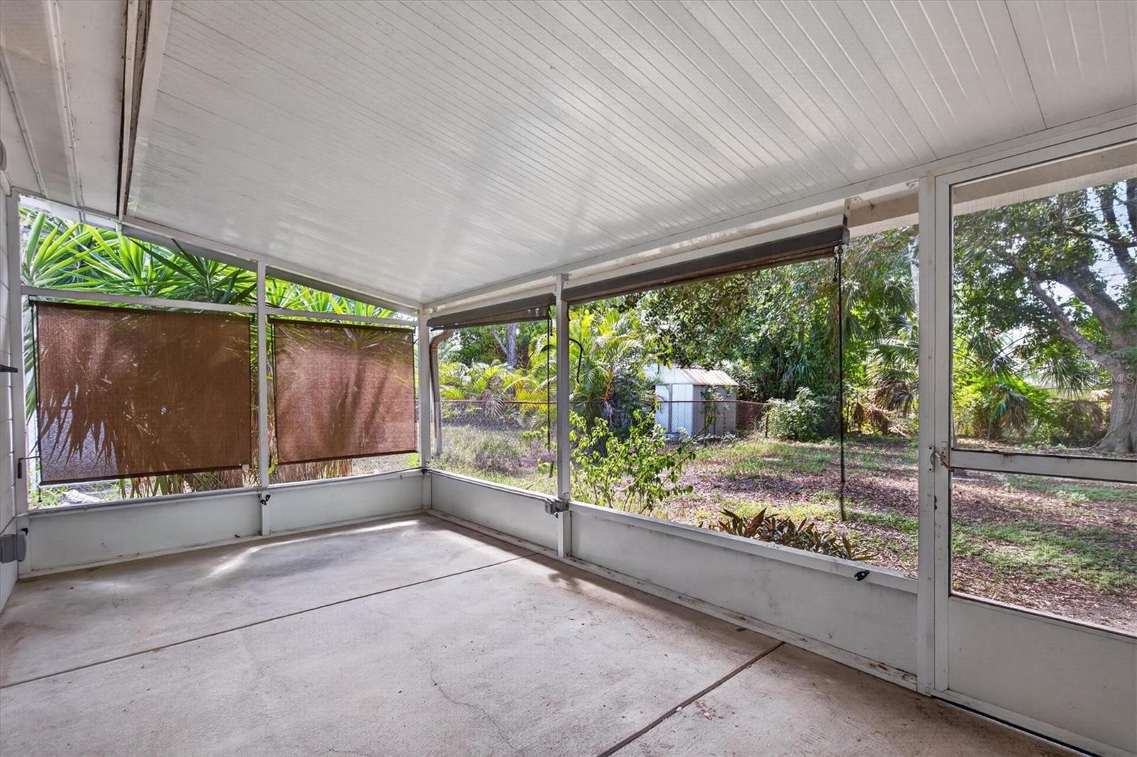 715 W BAYSHORE DR — photo 24