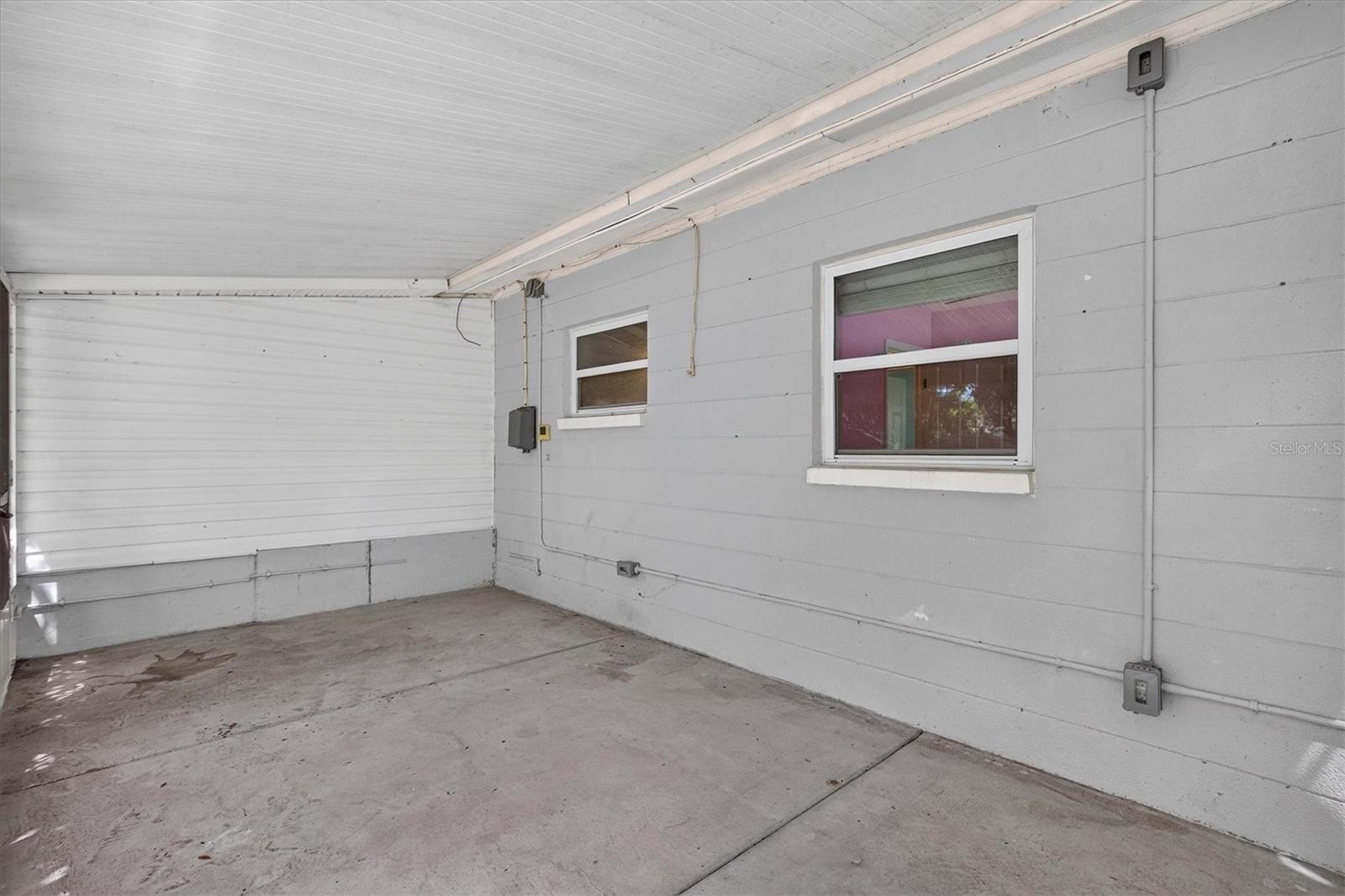 715 W BAYSHORE DR — photo 25