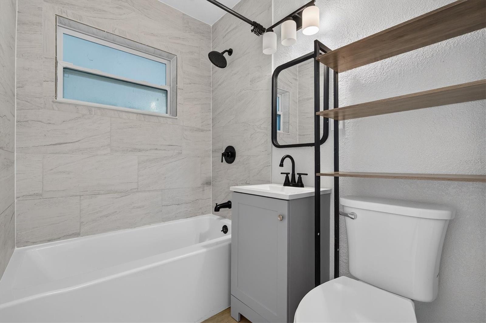 715 W BAYSHORE DR — photo 22