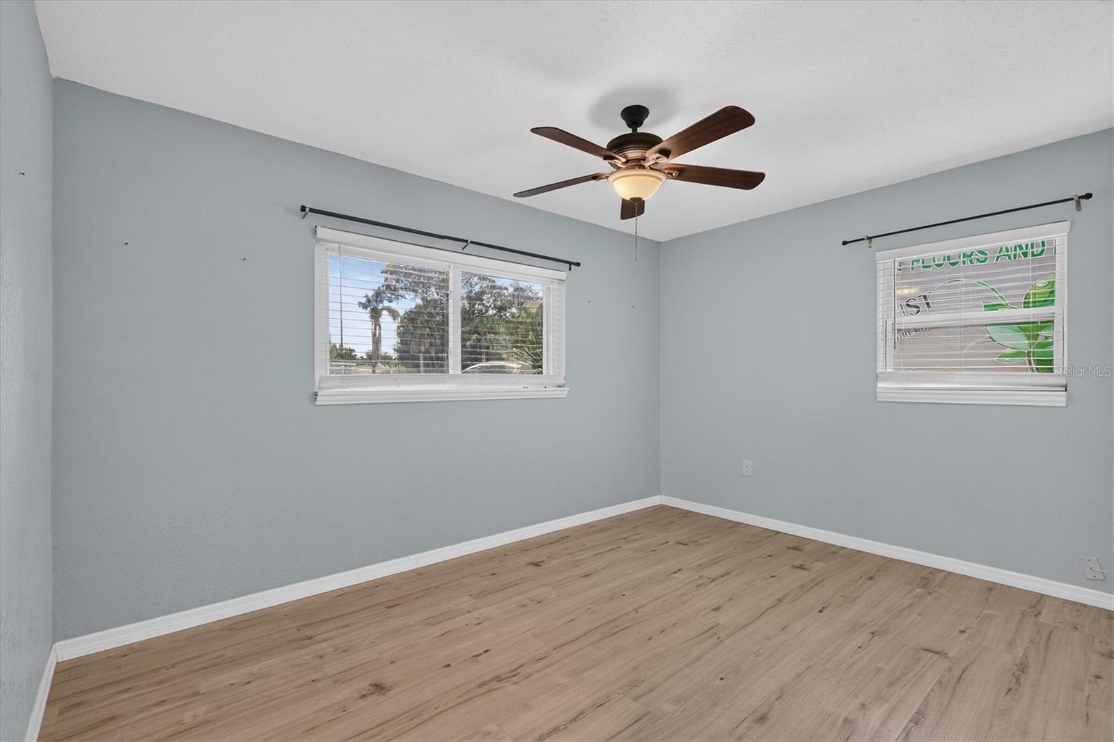 715 W BAYSHORE DR — photo 18