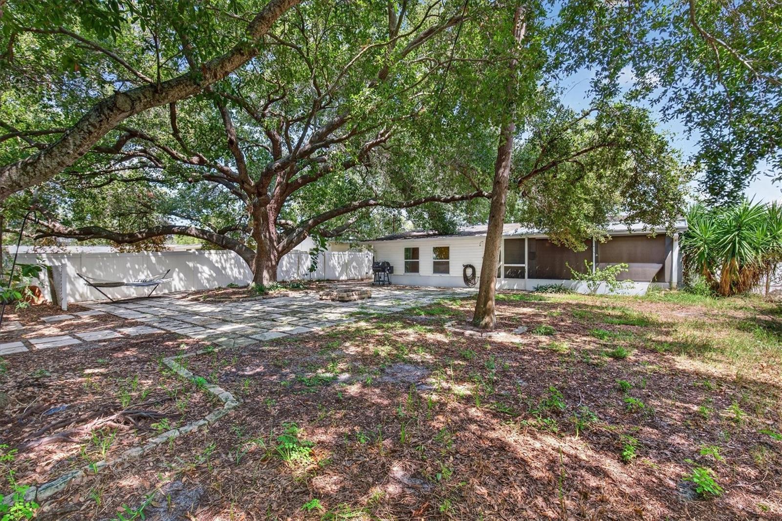 715 W BAYSHORE DR — photo 27